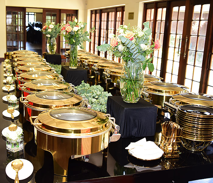 Icebolethu-catering-table-setting.jpg